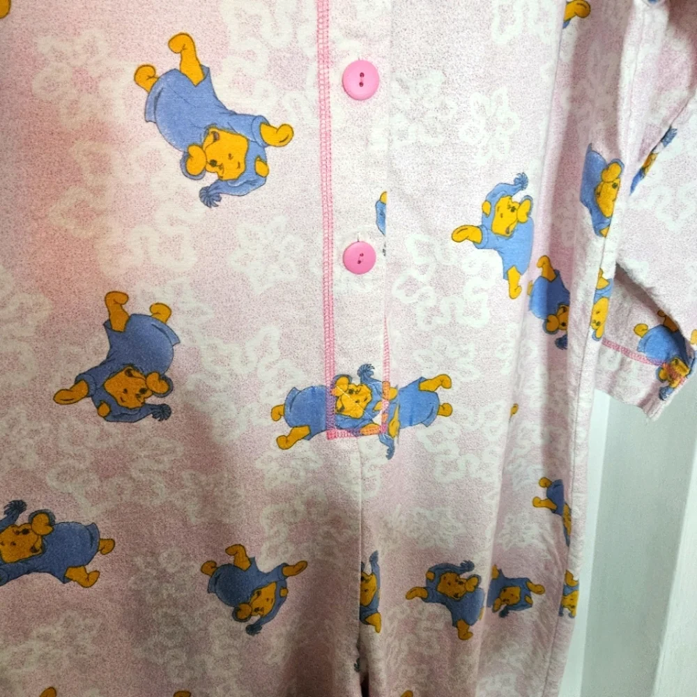 Vintage Winnie The Pooh 1 Piece Pajama Flannel Womens Size XL 4 Button Disney - Picture 4 of 7